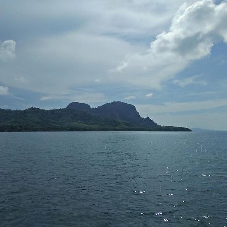 The Tropical Koh Mook Villa Exterior photo