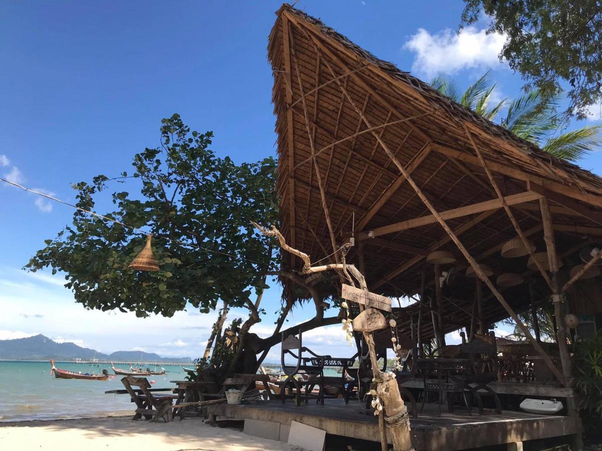 The Tropical Koh Mook Villa Exterior photo