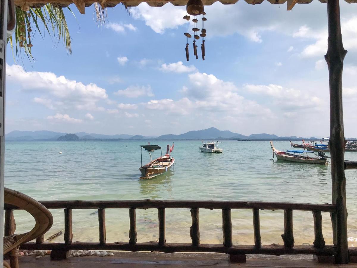 The Tropical Koh Mook Villa Exterior photo